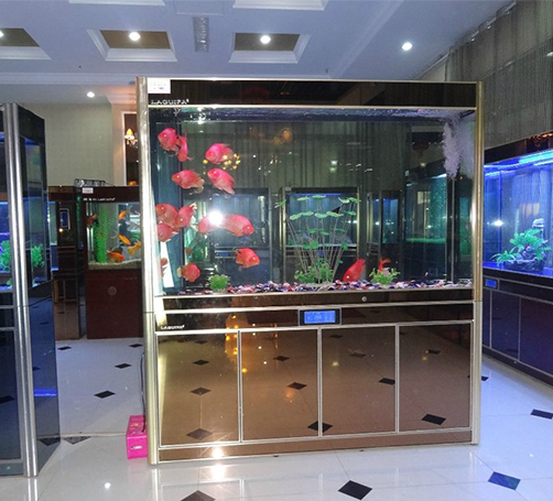 大型鱼缸